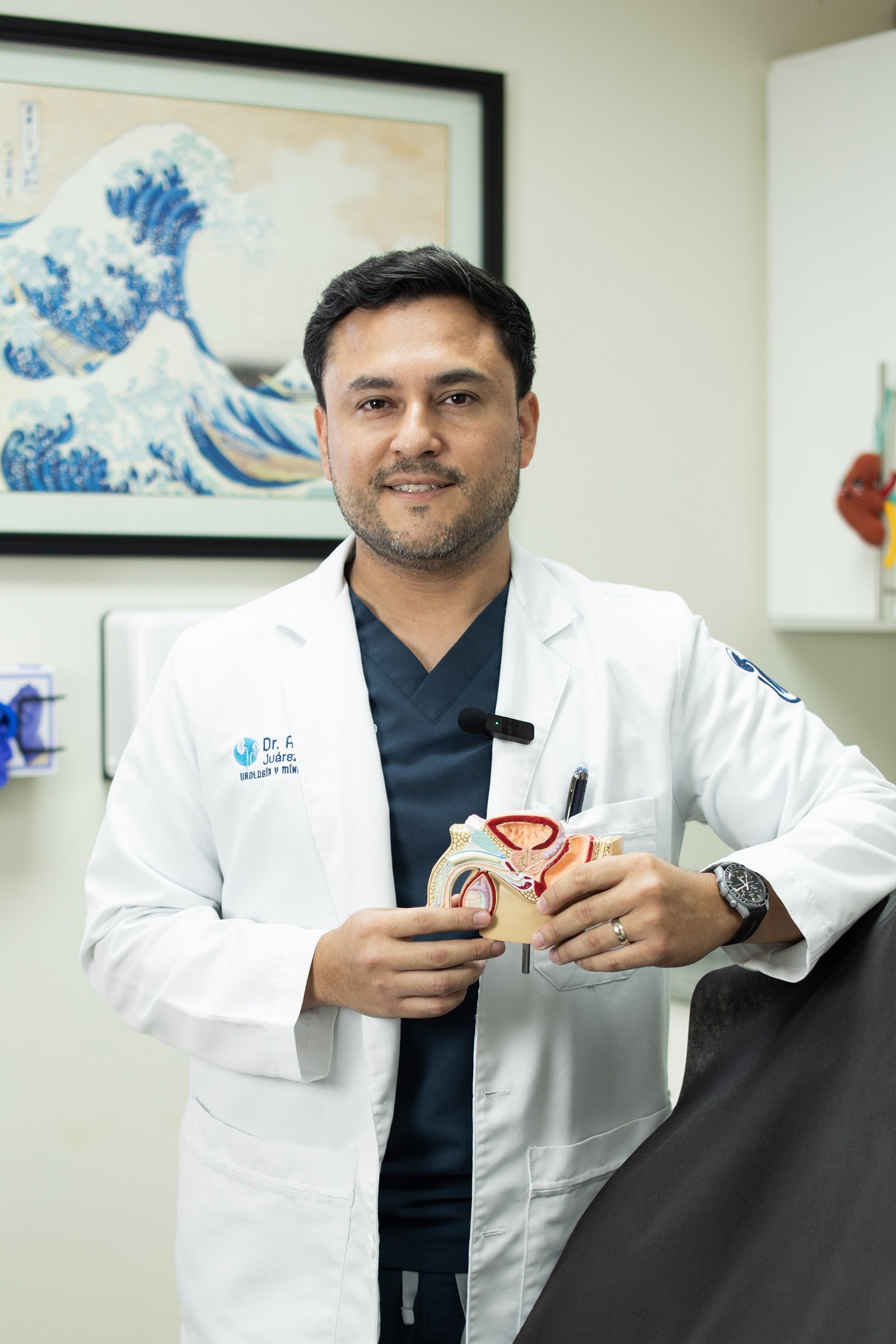 Dr. Alejandro Juárez Cisneros